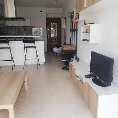 Apartman Bright With Garden Near The Sea Le Grau-du-Roi